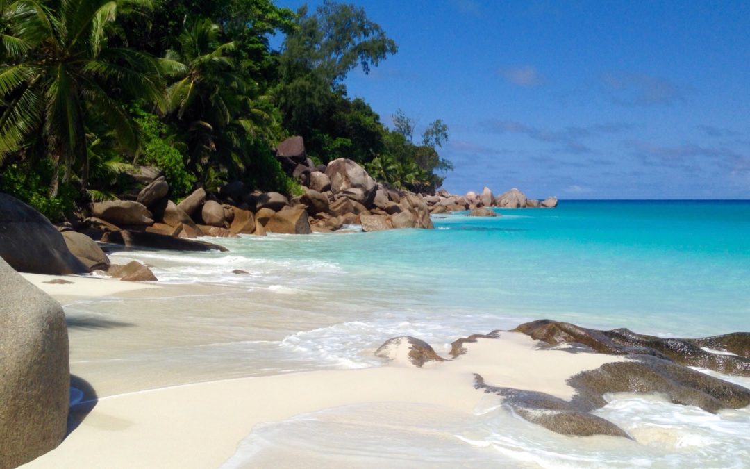 Inselhopping zu Traumstränden der Seychellen